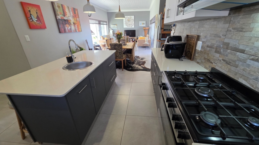 3 Bedroom Property for Sale in Island View Western Cape